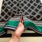 White House | Black Market  - Black Diamond Green Trim Lined Stretch Dress - Size 8 Photo 6