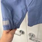 Hanna Andersson XS Blue, Lime Green Unisex Windbreaker Hooded Rain Jacket Blue Photo 9