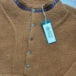 Alpine Design  Women's 1/4 Snap Sherpa Pullover Caramel Latte Size M Photo 3