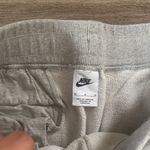 Nike Women's Light Gray Cropped Joggers Size Medium Photo 3