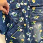 Floral Denim Button Photo 15