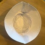 Alice + Olivia new adult one size reversible daisy bucket hat A1 2826 Photo 2