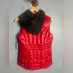 Pendleton  NWT Duck Down red Puffer Vest W/Removable Hood Woman's Small Photo 1