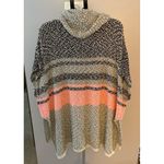 Eyeshadow  Women's Gray,Black,Pink Poncho Size 1X Photo 3