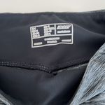 New Balance  Buttery Fabric Gray Leggings Size Small Photo 3