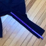 Athleta Salutation Stash Pocket II Capri Size M in navy Photo 8