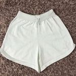Goodnight Macaroon green drawstring high waist pull on knit shorts Photo 0