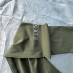 FLEO el toro leggings size Extra Small green Photo 6