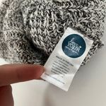 Love Your Melon Cuffed Beanie Hat in Speckled White and Black with Mint Pom Pom Photo 6