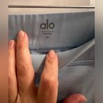 Alo Yoga  - Jogger COLOR - BLUE - SIZE MED Photo 1