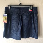 Orvis NWT  Travel Skort in Navy Photo 4