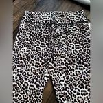 Zyia Leopard Brilliant Scrunchy What Hi Rise Legging 7/8 24” Sz 8-10 NWT Photo 7