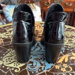 Steve Madden  REPTILE TEXTURE ANKLE BOOT. SZ: 6.5 Photo 7