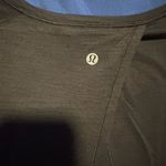 Lululemon  BLACK TEE OPEN BACK Photo 3