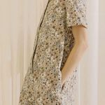 Storia floral short sleeve romper size small Photo 1