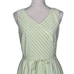 Talbots Seersucker Fit & Flare Dress Women’s Size 8 Sleeveless Striped Pleated Photo 1