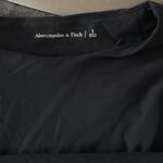 Abercrombie & Fitch Seamless Tuckable Tee Photo 3