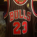 Nba Michael Jordan Chicago bulls pinstripe 1996 Mitchell and ness authentic jersey size medium brand new  Photo 0