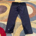 Lululemon Dark Grey Black Denim Space Dye Athletic Crop Capri Leggings Size 6 Photo 3