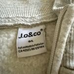 jo&co Zip-Up Crewneck Photo 1