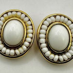 Liz Claiborne  white and gold tone clip on earrings Photo 0