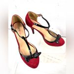 JustFab 10 Pinup Rockabilly Red and Black T-Strap Heels Photo 5