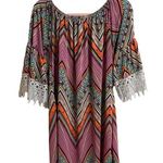 Winwin  Geometric Lace Half Sleeve Tunic Photo 0
