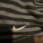 Nike  Black and Gray Crewneck‎ Sweater 100% cotton Photo 3