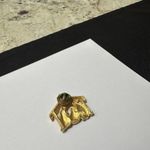 Avon Lapel Tack Pin Gold Tone Religious Nativity Scene Christmas Photo 1