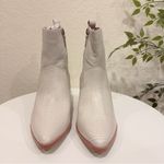 Kaanas Hague Cowboy Leather Bootie in Ivory NWOT Size 6M White Photo 2