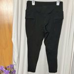 Laundry by Shelli Segal  Black High-Waisted 7/8 Pocket Leggings Size Large Photo 5