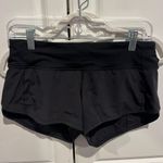 Lululemon Speed Short 2.5” Photo 0