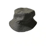 Nine & Co. grey bucket hat Photo 3