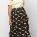 Vans NWT  Women's Black Floral Print Folklore Midi Skirt Size Medium Photo 0
