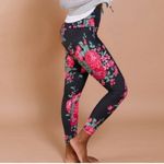 ALBION FIT 2 piece!  Antigua Compression leggings AND Kale Knot crop tank Photo 10