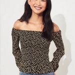 Hollister off the shoulder smock black floral boho peasant blouse, size large Photo 0