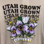 Stunner California NWOT Stunner Beige California Graphics “Utah Grown” & “Sergo Lily” Top L Photo 3