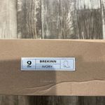 Journee Collection JOURNEE Elegant Cream Ankle Boots Size 9 Photo 8