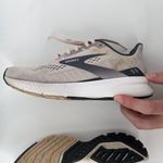 Brooks  Women 6 Launch 8 Running Shoe Primrose Ombre Metallic Sneaker Lightweight Photo 5