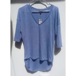 EXPRESS  Women's 3/4 Sleeve Oversized V Neck T Shirt Blue Size XS Photo 1
