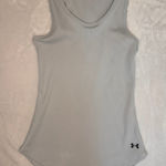 Under Armour  woman's size med ribbed tank top‎ Photo 0
