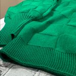 Green Textured Checkered Women's Sweater size Medium Oversized Batwing Sleeves Photo 12