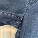 Lee EUC women’s medium wash blue denim pull on straight cut jeans size 8 short Photo 2