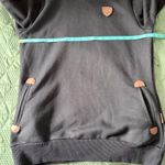 Wanakome  Black Hoodie with Patterned Interior Photo 6