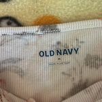 Old Navy Floral tank top Photo 1