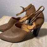 Corso Como Corso Cuomo Downtown D'Orsay Tan Leather Mary Jane Heels 8M. Photo 1