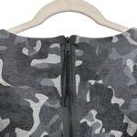 Nike Tech Women’s Sz M Sweatshirt Gray Camo Pullover Cropped Crew Neck Thumb Photo 6