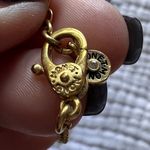 Monet Vintage‎  Gold necklace orbital oval pendant rotating dainty neutral Photo 2