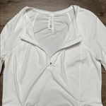 Athleta Pacifica Contoured 1/2 Zip Long Sleeve Thumbhole Pocket White Top Small Photo 6