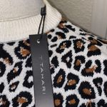 T Tahari  Animal Print Crew Neck Sweater NWT Sz XXS Polyester Long Sleeve Photo 5